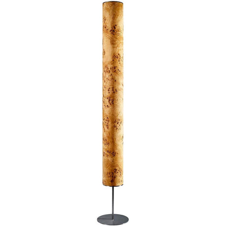 LED gulvlampe i tre Arbor 190 cm poppelmaser med markant trestruktur og elegant form.