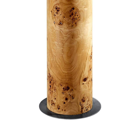 LED tre-gulvlampe Lucerna 160 cm poppeltre med rustikk trefot og sort sokkel.