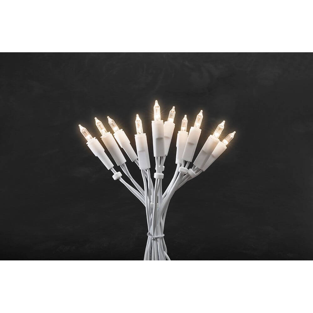 LED Lichterkette 10 Warmweiße Dioden mit strahlenden Lichtern auf weißem Kabel.