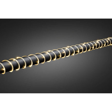 Tubo di luci LED mini da 20m e 260 diodi bianchi caldi IP44 su sfondo scuro in primo piano