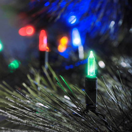 LED Minilichterkette 40 bunte Dioden IP44 an einem Weihnachtsbaum mit leuchtenden Lichtern