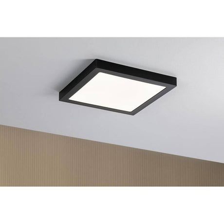 LED Panel Abia Eckig Schwarz-Matt an der Decke montiert mit gleichmäßiger Lichtverteilung.