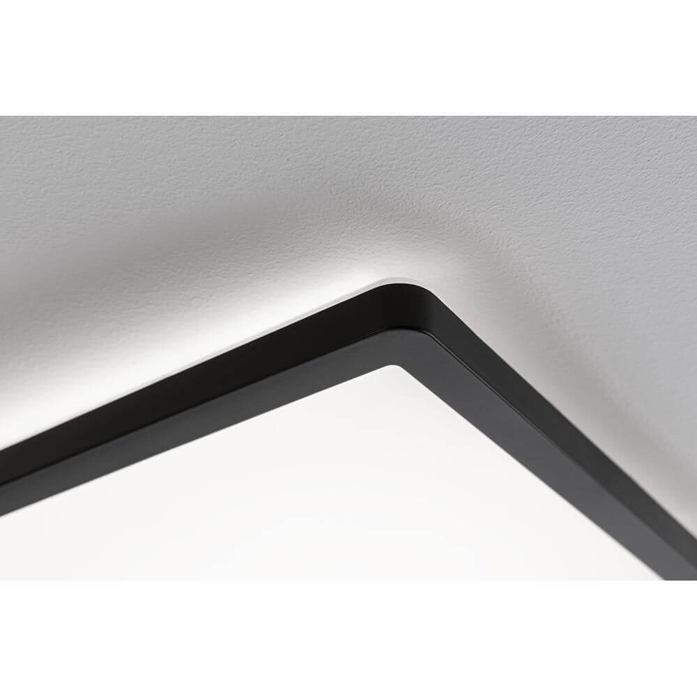 LED Decken Panel Atria Shine Schwarz, eckige Form mit warmweißer Beleuchtung, ideal für Wohnräume.