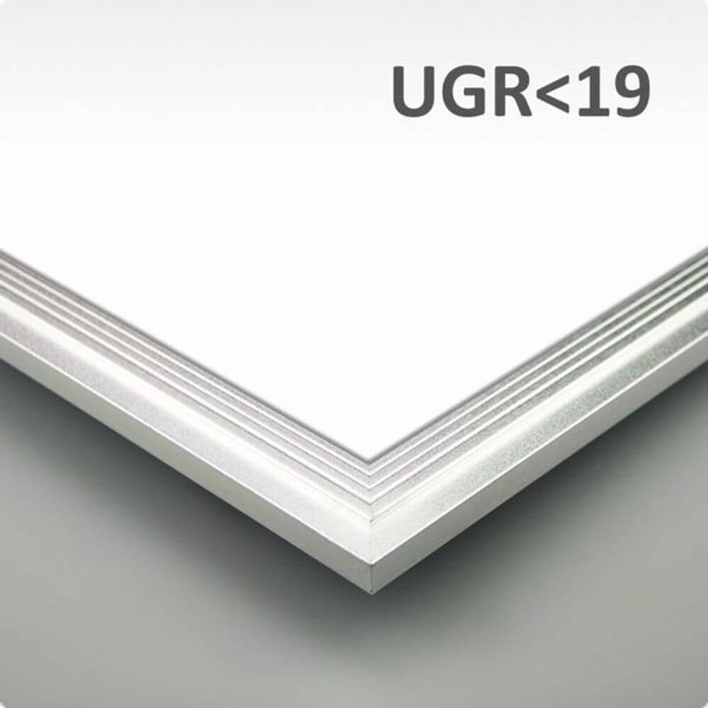LED Panel Business Line 600 Neutralweiß Dimmbar 4250lm Silber mit UGR-Wert < 19, flaches Design und silberner Rahmen.