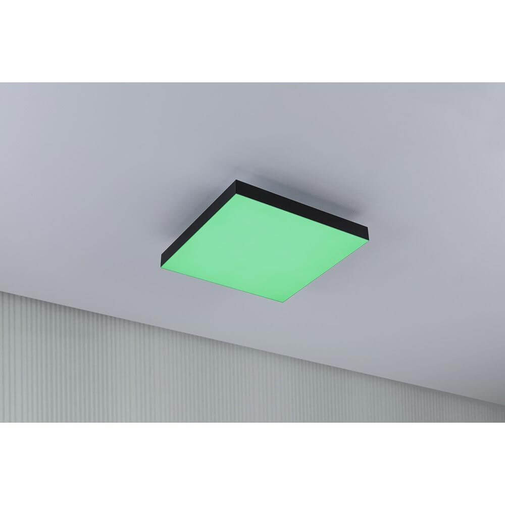 LED Panel Velora Rainbow RGBW Dynamisch 29x29cm in grün leuchtend an der Decke für spektakuläre Lichteffekte