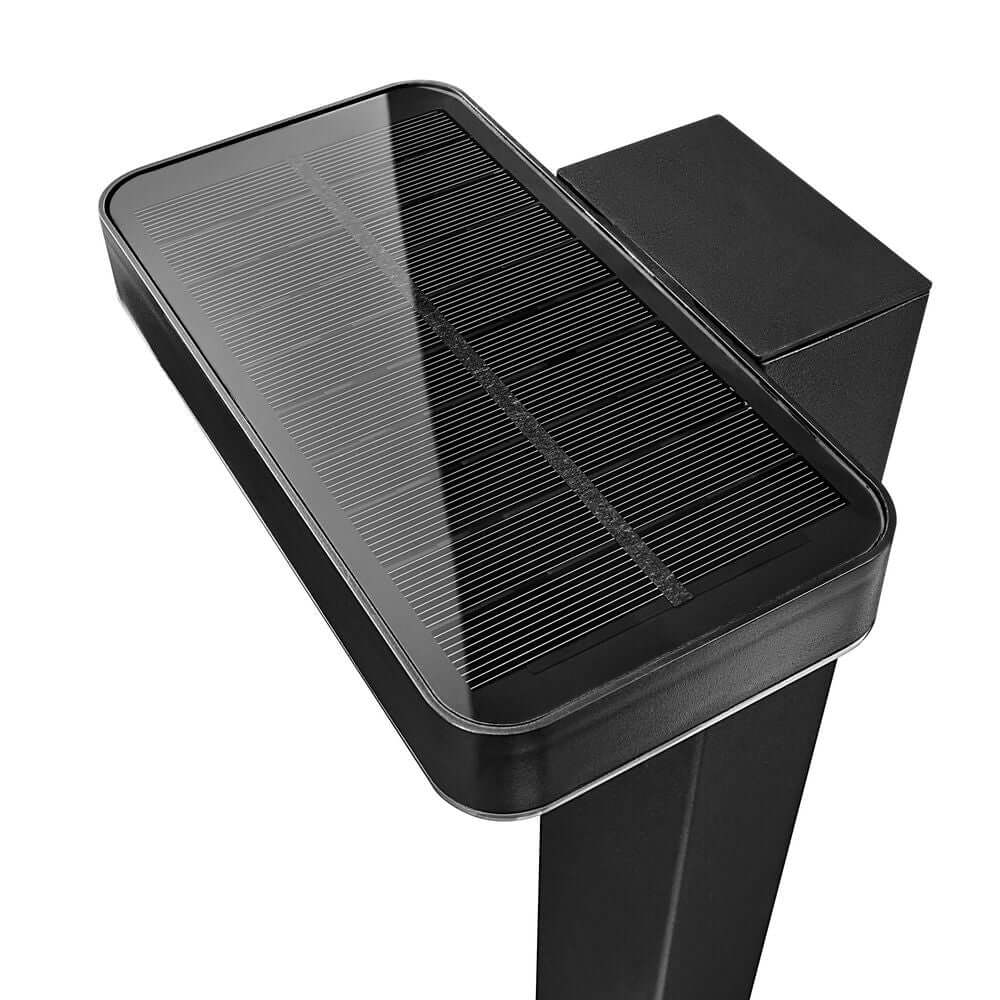 LED Pollerleuchte Rica Square Solar IP44 mit modernem Design und Solarpanel für Gartenbeleuchtung.