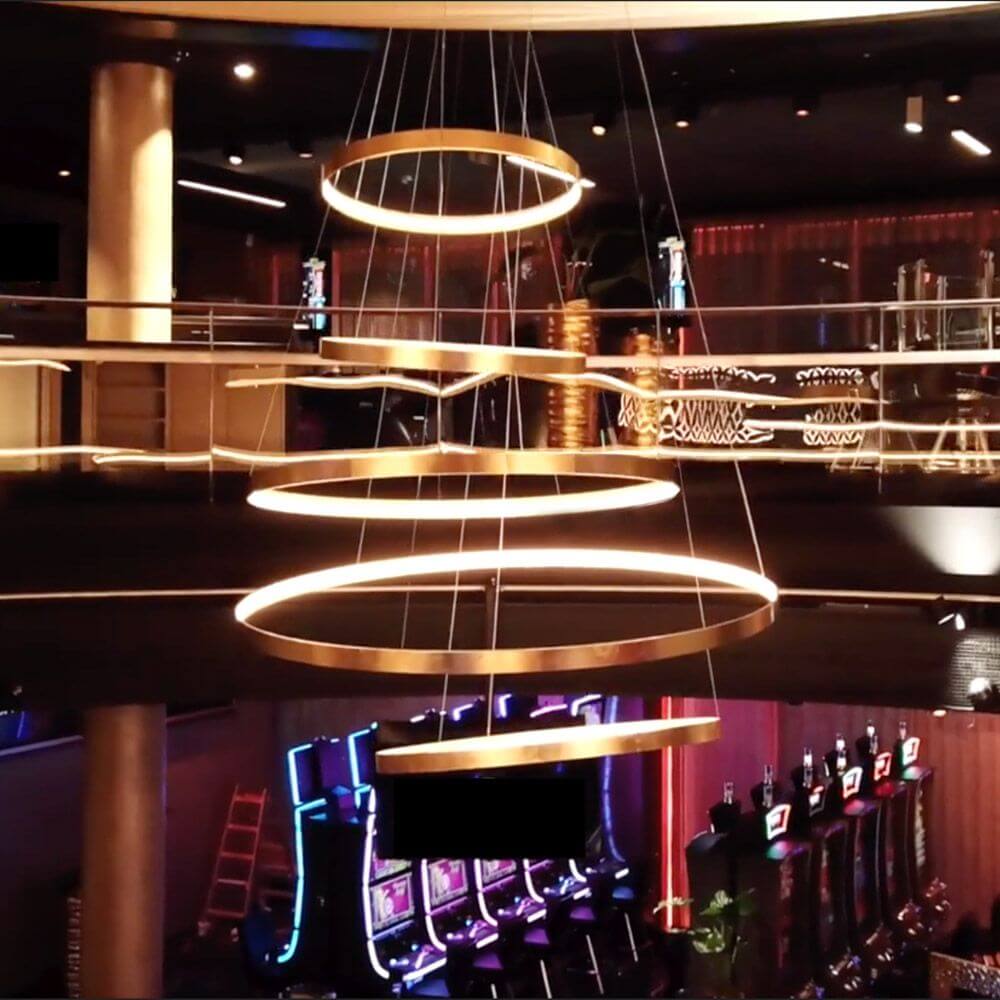 s.luce Made LED-Ring XL Pendelleuchte Ø bis 230 cm Dimmbar RAL