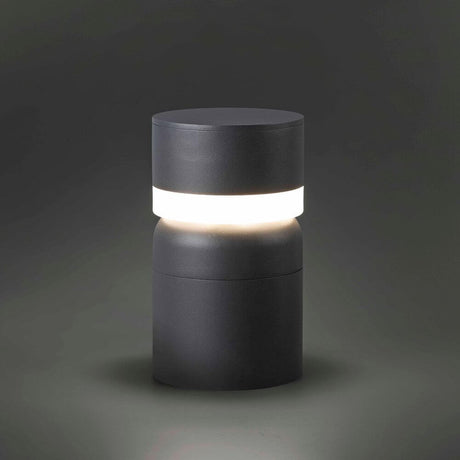 LED Luminaire de balisage SETE 6W 3000K 25 cm IP54 gris foncé sur un fond sombre.