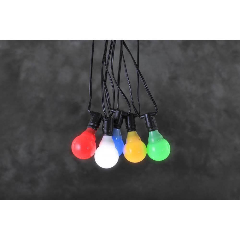 LED Biergartenkette Erweiterung Opal 10 Birnen Bunt IP44 mit bunten Lichtern in rot, orange, grün, blau und weiß.