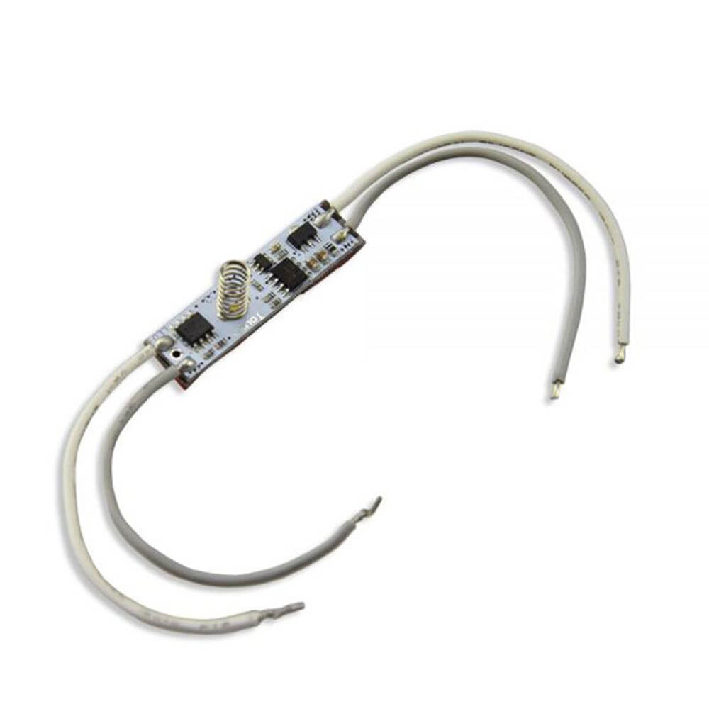LED Touch Dimmer für Profile bis 10mm 12 - 24V, elektronisches Bauteil mit Anschlussleitungen.