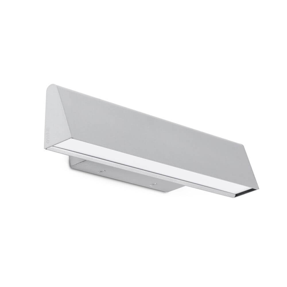 LED Wandleuchte CONIK 3000K 800lm Aluminium in modernem Design für effiziente Beleuchtung.