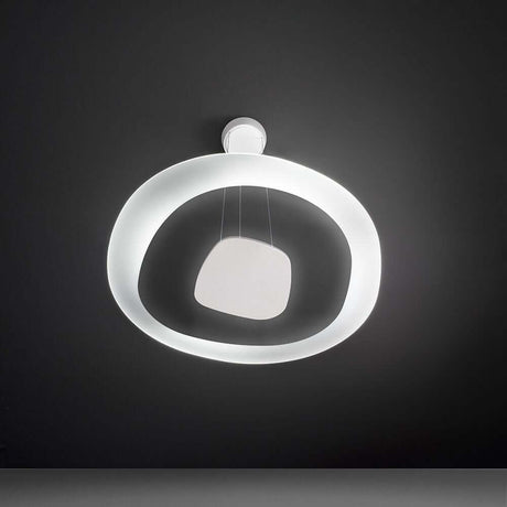 Antigua P LED-Pendelleuchte modernes Design mit sanften Lichtakzenten an einem eleganten Hintergrund.
