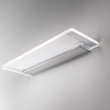 Skinny LED-vegglampe Small montert på veggen, moderne design og energieffektiv belysning.