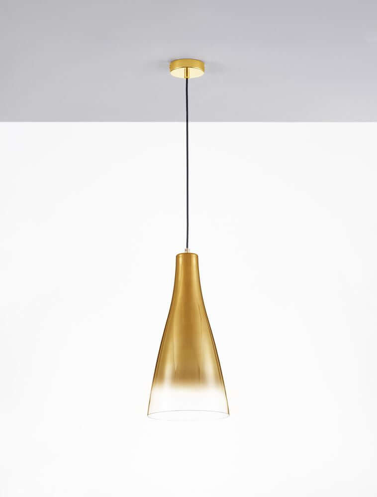Livtar Pendelleuchte E27 Ø 23cm in Goldfarben mit elegantem Design und warmem Licht für stilvolle Räume.