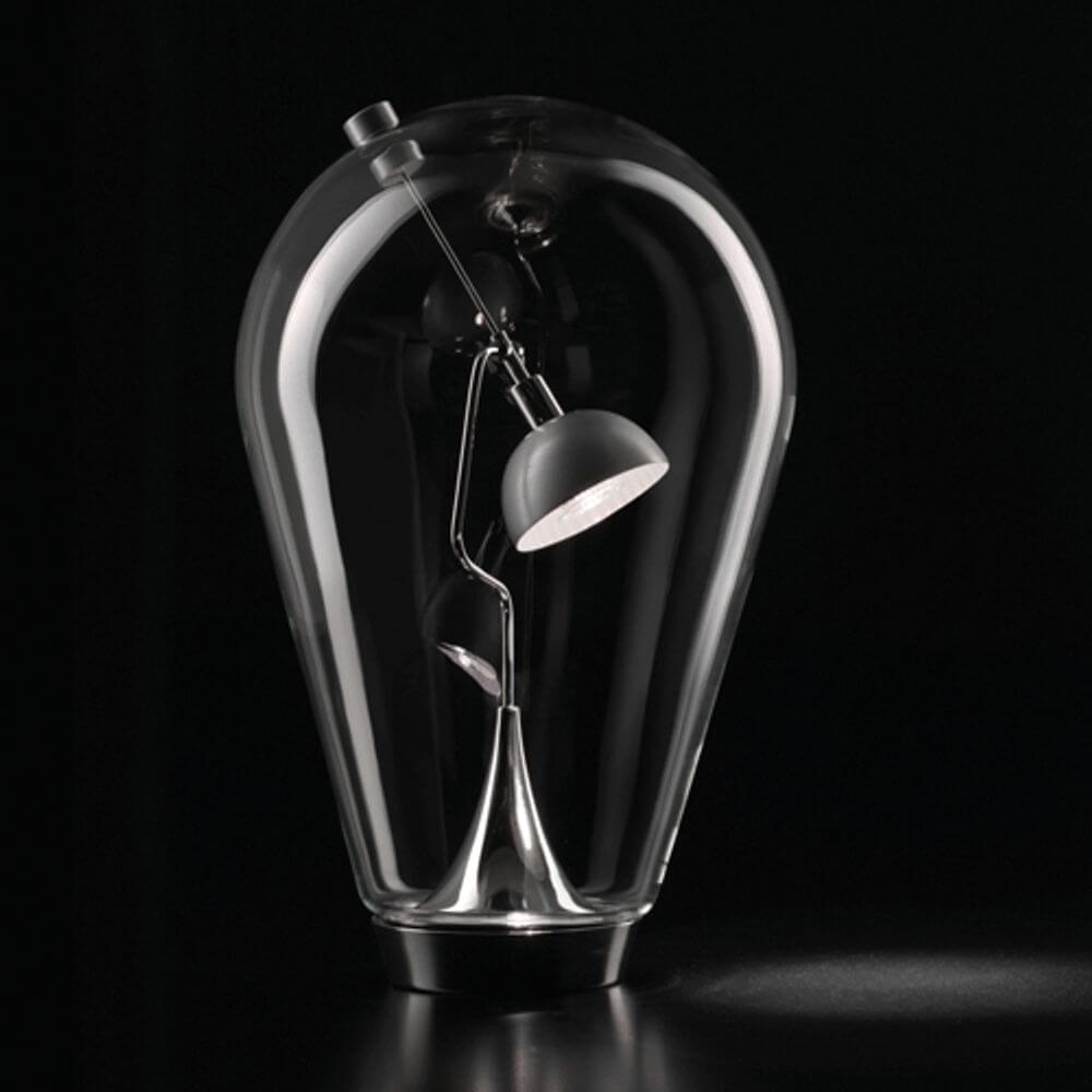 Lodes Blow LED Tischlampe mundgeblasen in eleganten Design mit mundgeblasenem Glas und verstellbarem Licht.