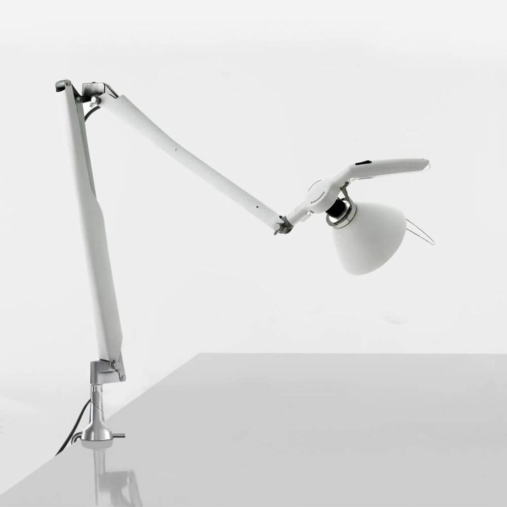 Luceplan Fortebraccio LED Tisch- & Wandleuchte (Körper) 3000K mit verstellbarem Arm und kühler Linse.