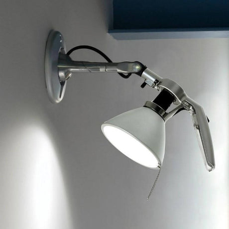 Luceplan Fortebraccio wall and ceiling spotlight Ø 16cm with swiveling arm and formal design.