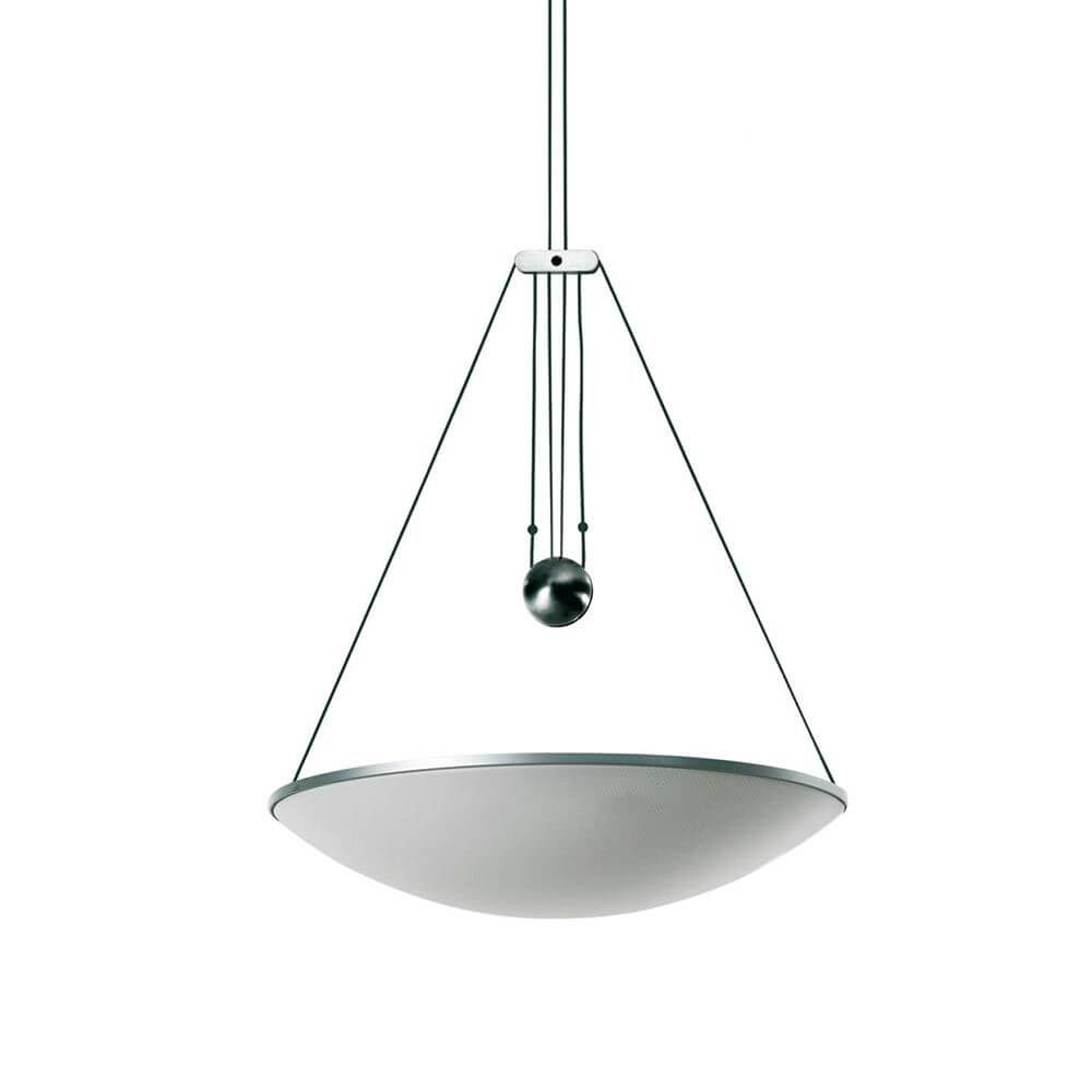 Luceplan Hängelampe Trama mit Zugseil in eleganter, minimalistischem Design und polycarbonat Diffusor.