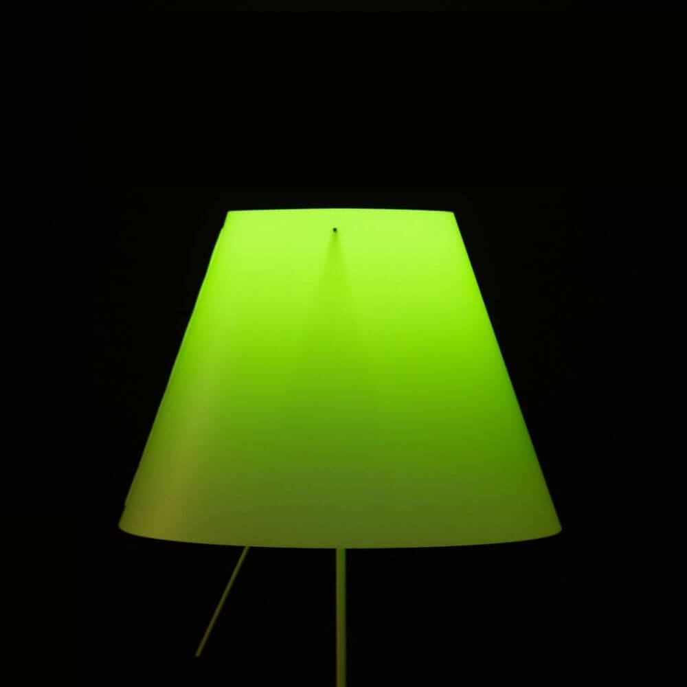 Luceplan LED Tischleuchte Costanza 110cm Philips Friends of Hue in leuchtendem Grün