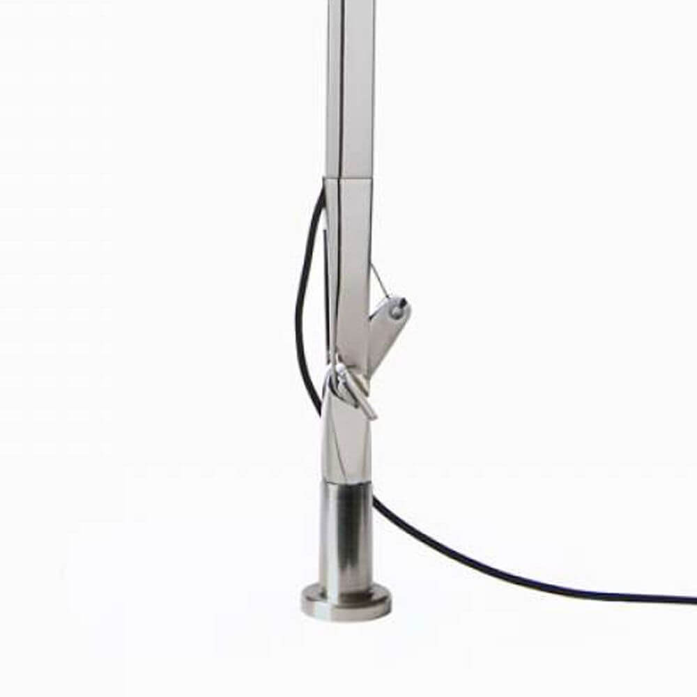 Luceplan Otto Watt Befestigungsstift Ø 3cm, Lampenständer mit stabiler Halterung und dimmbarer LED.