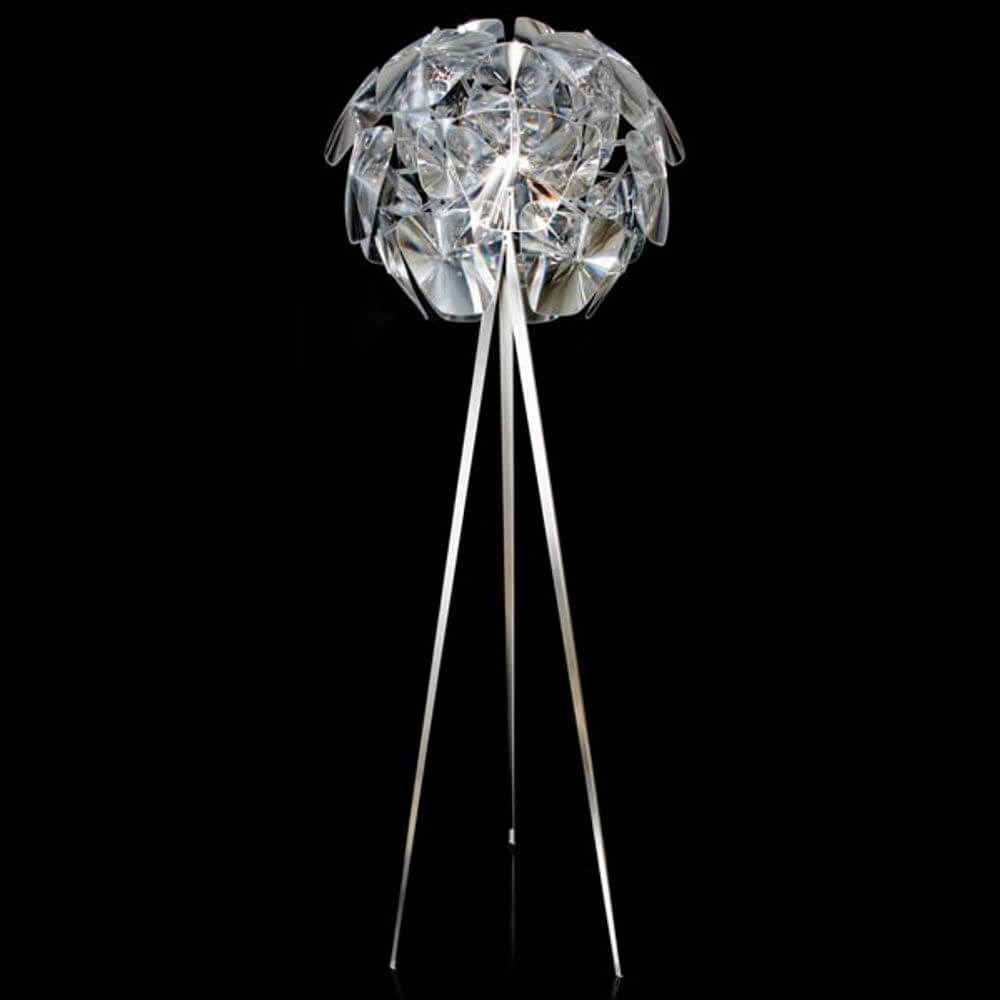 Luceplan Stehleuchte Hope Ø 72cm mit Dimmer auf einem schwarzen Hintergrund, elegantes und modernes Design.