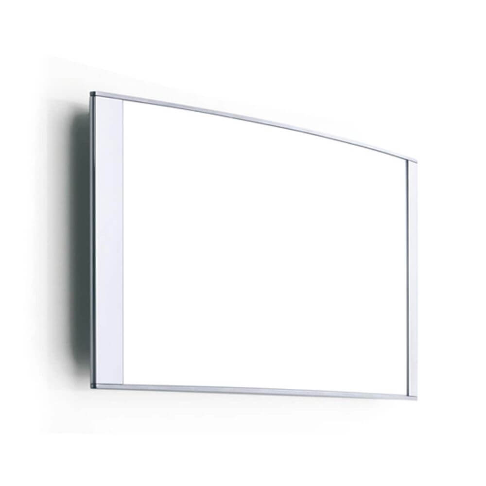 Luceplan Wand- & Deckenleuchte Strip Panel an einer weißen Wand, die flach und modern wirkt.