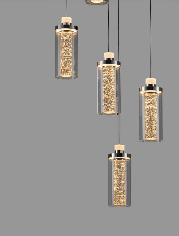 Lune LED Pendelleuchte 5-flammig Ø 34cm 3000K Schwarz, Chrom mit eleganten Glaslampenschirmen.