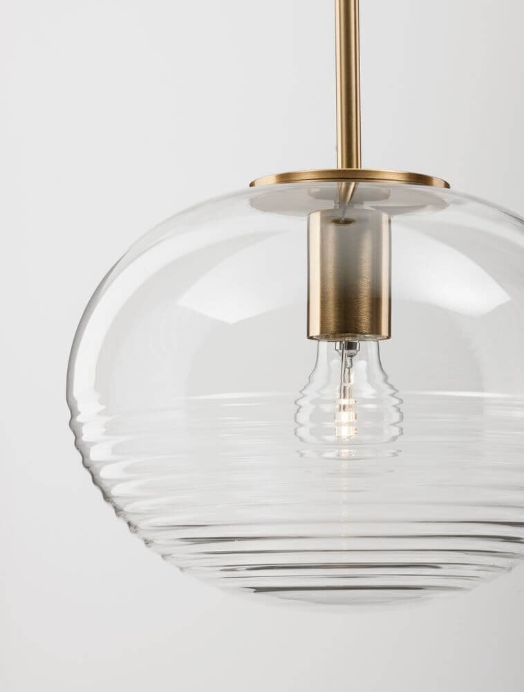 Maeve Pendelleuchte Ø 28cm Gold, Transparent mit klarem Glas und goldfarbenem Metall.