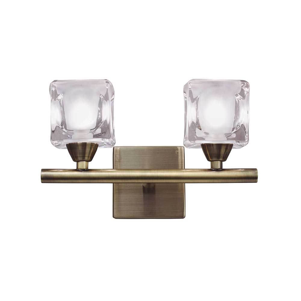 Doppel-Wandlampe Cuadrax Cristal mit modernem Design in eckiger Form und zwei Glaskörpern.