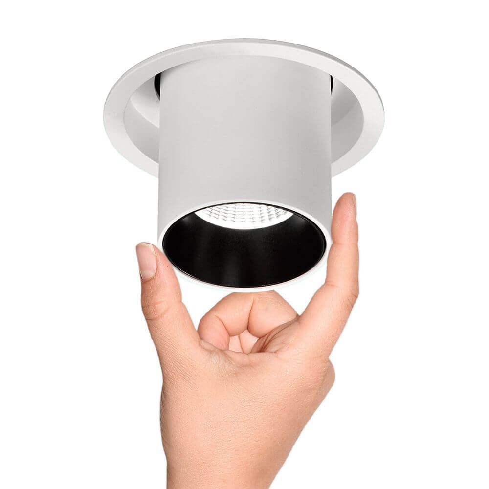 Einbaulampe Garda 12 Watt Weiß, Schwarz Einziehbar in Hand, modernes Lichtdesign.