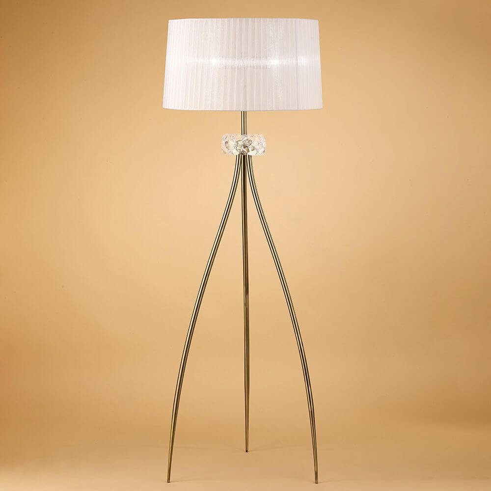 Loewe Stehlampe mit elegantem Design aus Metall und Glas, ideal für zeitgemäße Interiors.