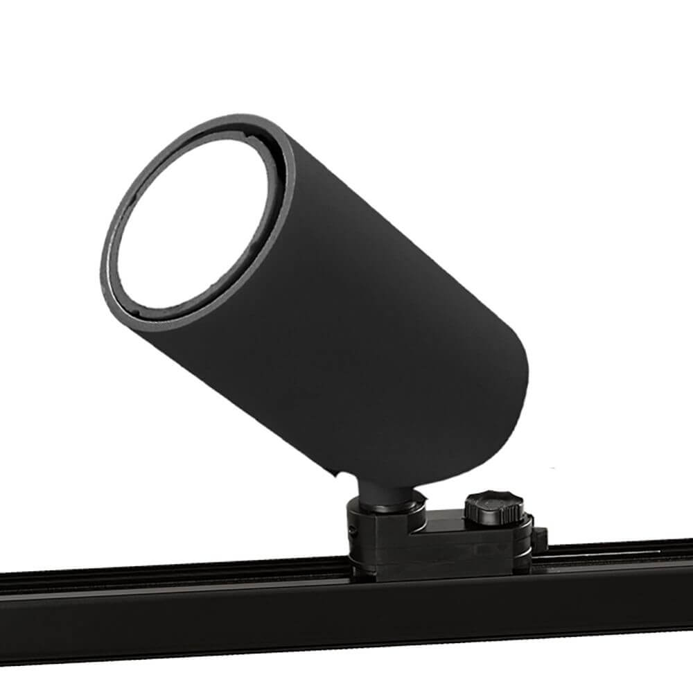 Sal Spotlight – modernes Lichtdesign aus Aluminium und Eisen, ideal für anspruchsvolle Eingangsbereiche.