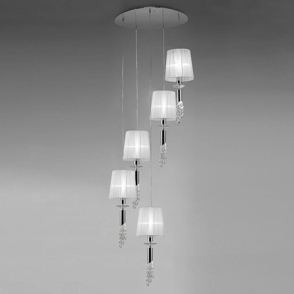 Tiffany Spirale Hängeleuchte mit fünf schlichten Lampenschirmen und eleganten Kristallakzenten für stilvolle Beleuchtung.