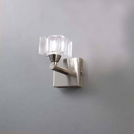 Wandlampe Cuadrax Optico aus Metall und Glas mit eckiger Form, ideal für Wohnzimmer und Essbereiche.