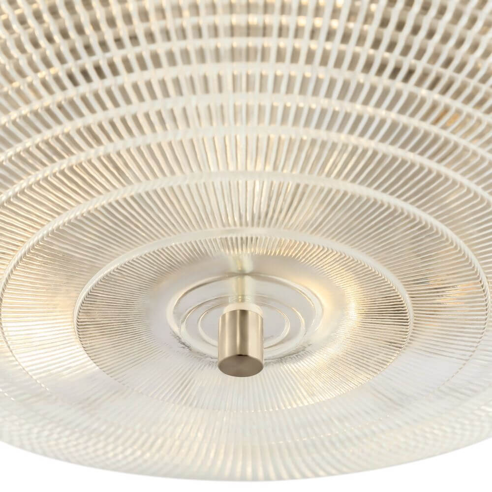 Detailaufnahme der Coupe 6-flammige Deckenlampe aus Glas mit prachtvollem Faktur-Glas und Metallbeschlägen.