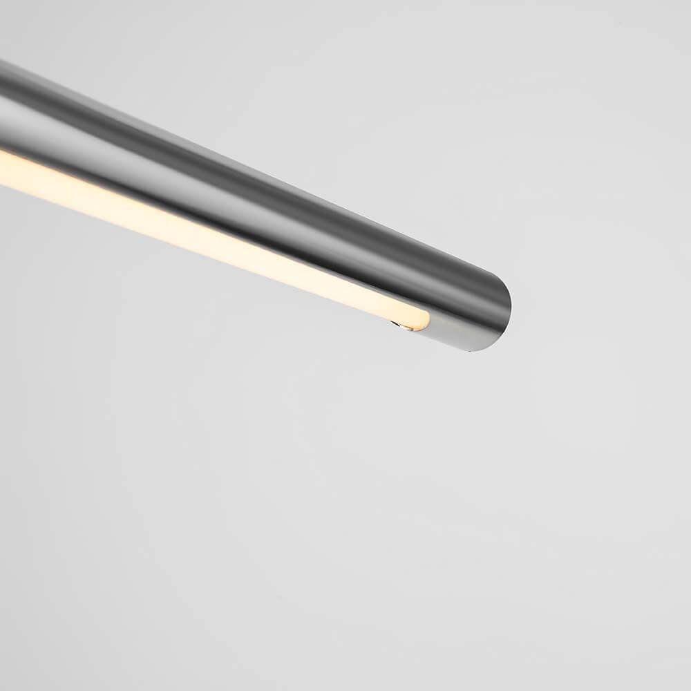 Fino LED Spiegelleuchte mit Metallrahmen und Polycarbonat-Diffusor.