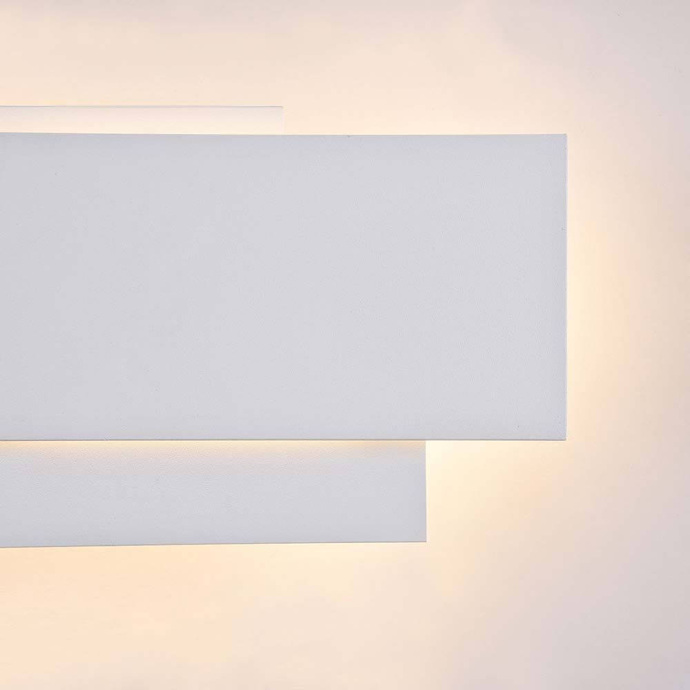 Kona LED Wandleuchte Weiß mit Metallrahmen und LED Modul, modernes Design für stilvolle Beleuchtung.