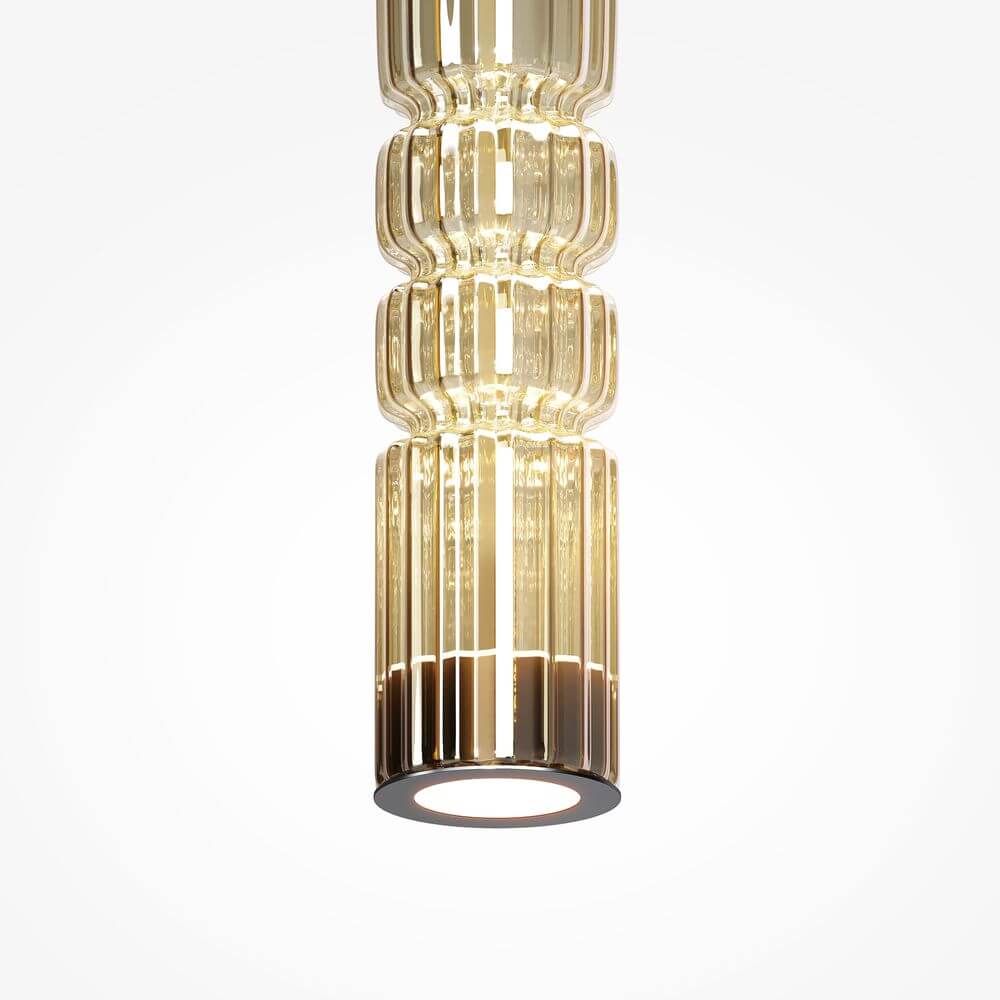 LED Hängeleuchte Ordo XL in elegantem Design mit goldfarbener Glaskorpus, perfekt für moderne Innenräume.