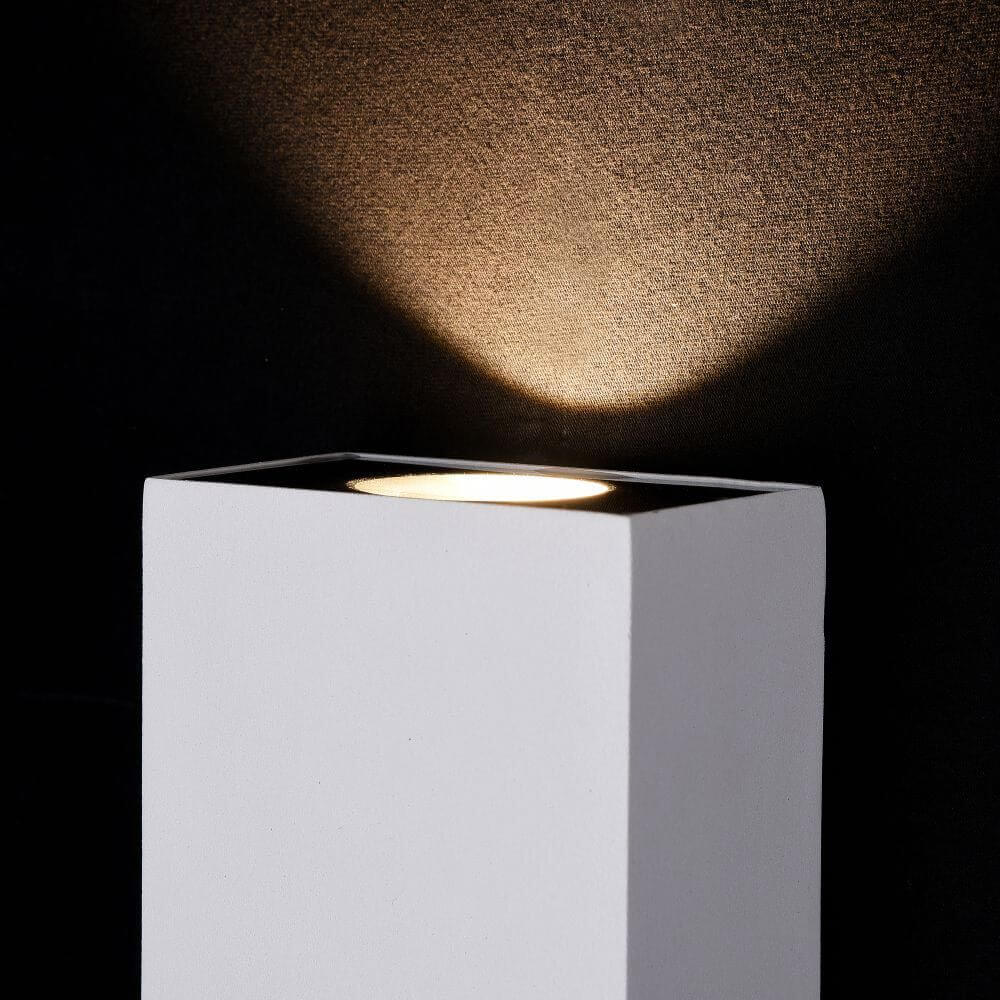 TimesSquare LED-Außenwandlampe Small IP54 in modernem Design aus robustem Metall.