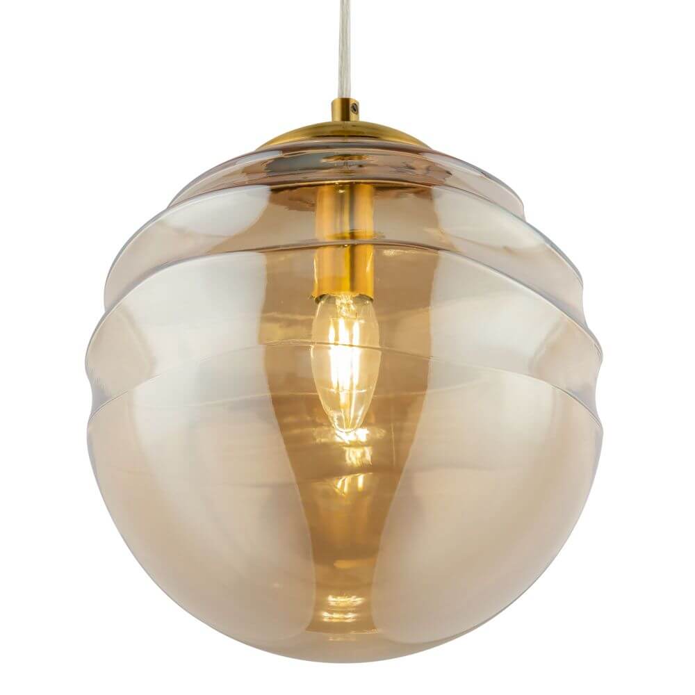 Vinare Pendelleuchte in modernem Design mit nickelfarbenen und messingfarbigen Metallbeschlägen.