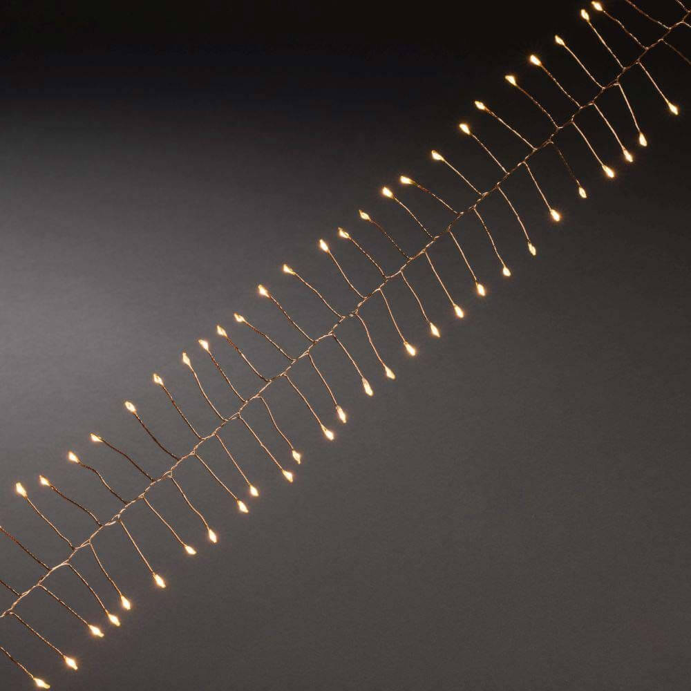7m Micro LED Lichterkette Firecracker 200 bernsteinfarbene Dioden kupferfarbener Draht auf schwarzem Hintergrund