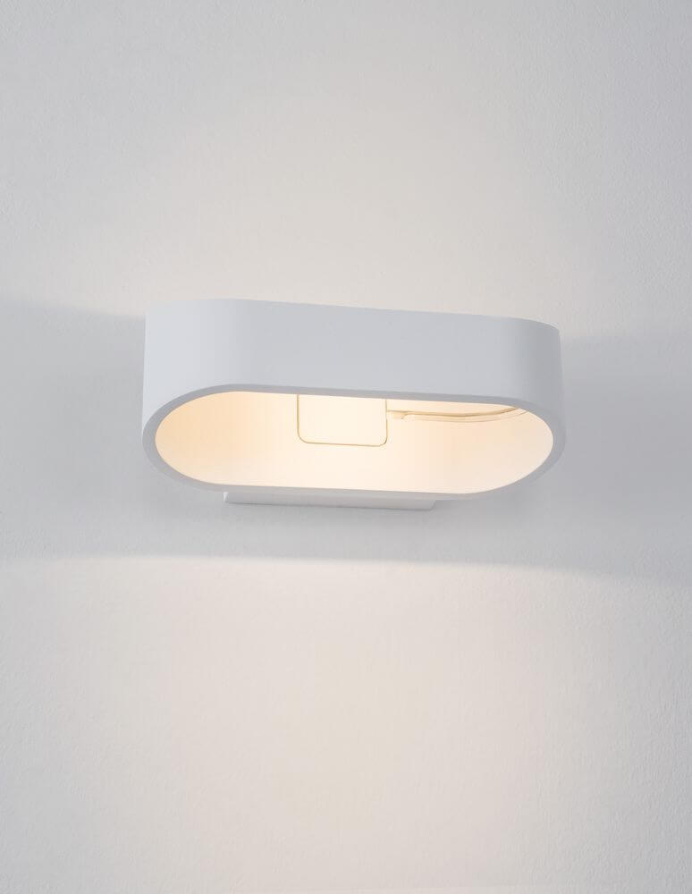 Mile LED Außenwandleuchte Stadion 3000K Up & Down Weiß IP54 mit minimalistischem Design und warmweißem Licht.
