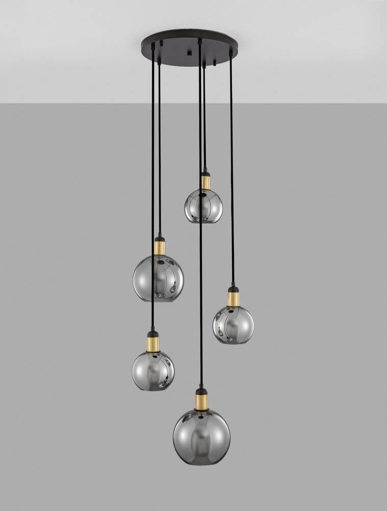 Mirro Pendelleuchte 5-flammig Ø 50cm Gold, Schwarz, Rauch mit fünf schimmernden Glaskugeln.