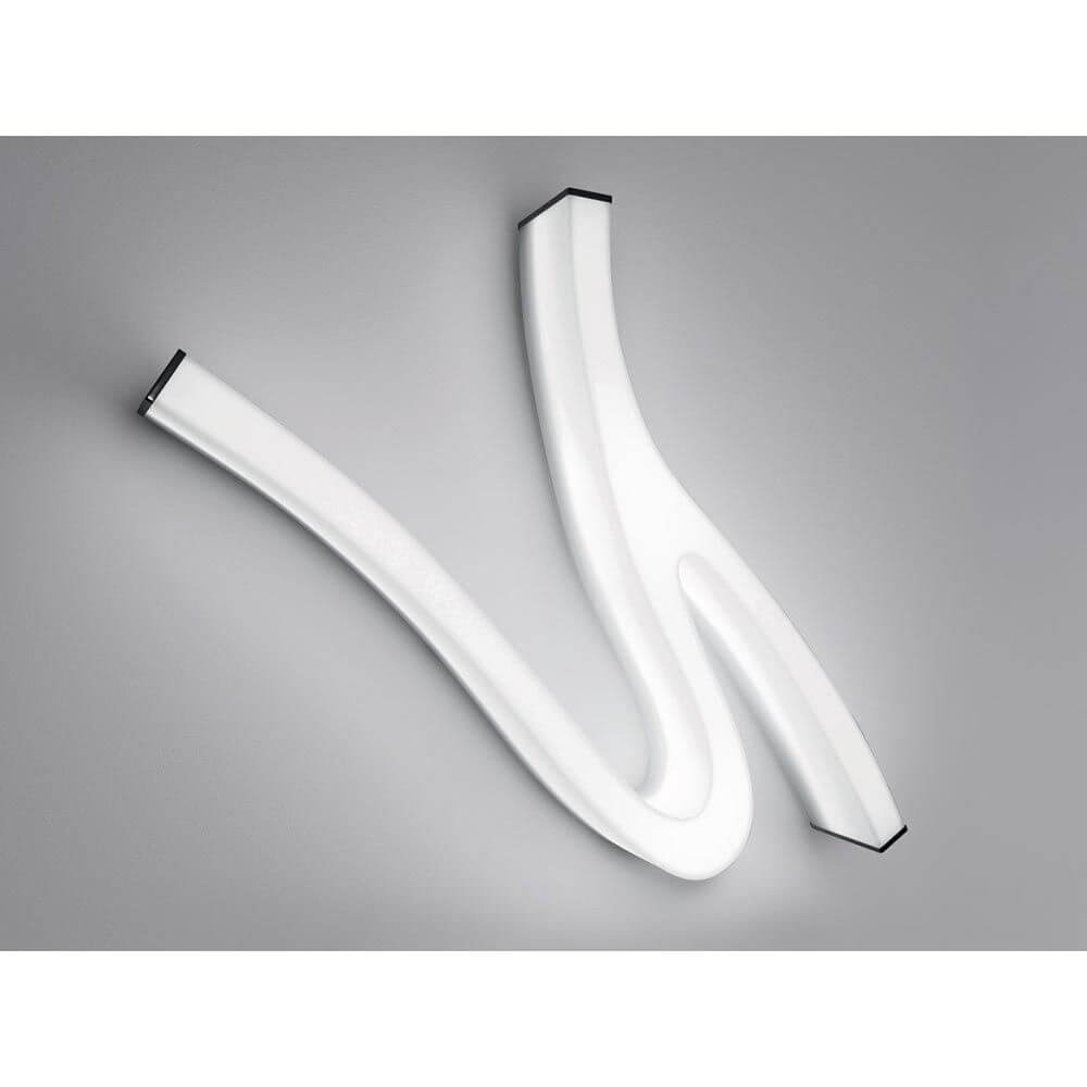 Lash LED Deckenleuchte organisch Weiß - modernes, organisches Lichtdesign für ansprechende Raumgestaltung.