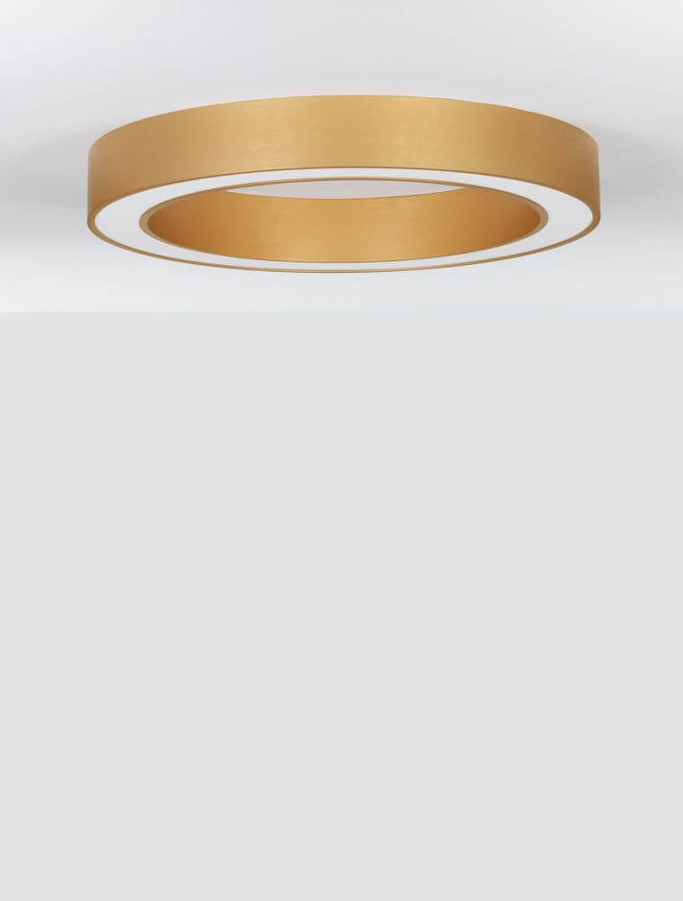Morbido LED Deckenleuchte Ø 60cm 2700, 4000K in elegantem Messing Gold mit minimalistischer Ästhetik.