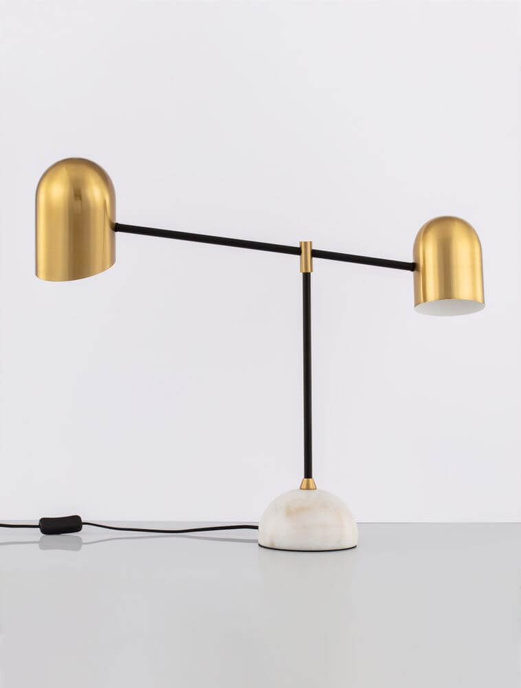 Nela Tischleuchte Weiß, Gold, Schwarz mit Marmor- und Metallbasis für elegantes Wohndesign.