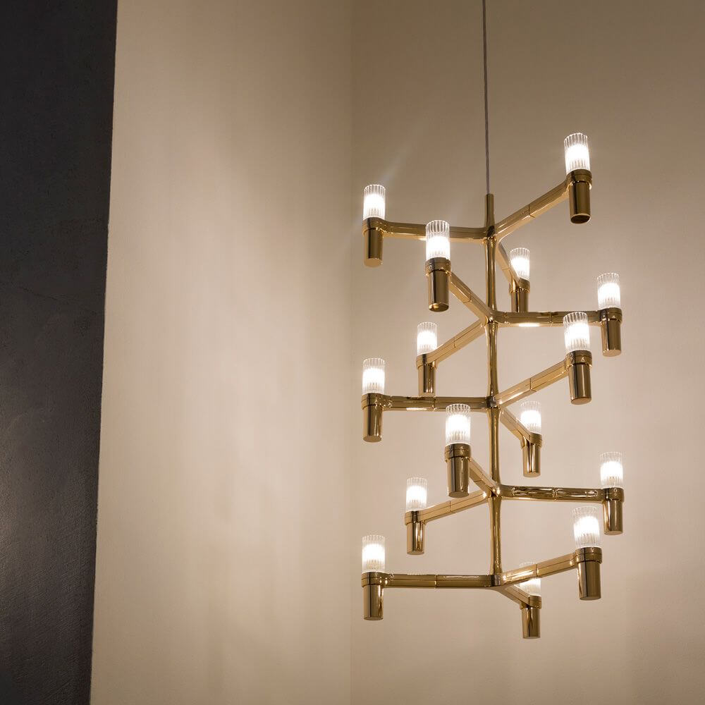 Nemo Crown Multi Pendellampe mit 15 Flügeln in Goldfarbe, modernes Design, diffuse Lichtverteilung.