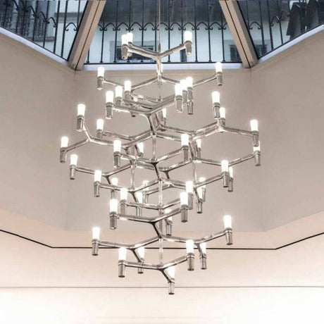 Nemo Crown Summa Hängelampe 48-flg. 157cm in modernem Design mit diffusen Lichtquellen.