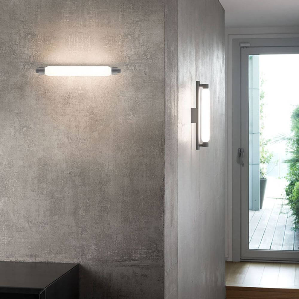 Nemo La Roche LED Wandlampe an einer stylischen Wand, die modernes Design und sanftes Licht kombiniert.
