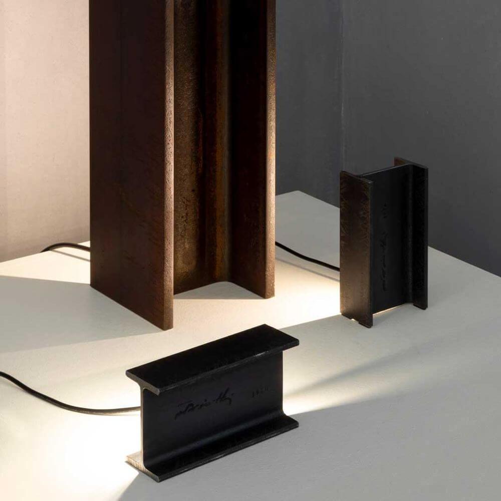 Nemo Mais Plus Que Cela Je Ne Peux Pas Mini LED Tischlampe im Industriestil mit indirektem Licht.